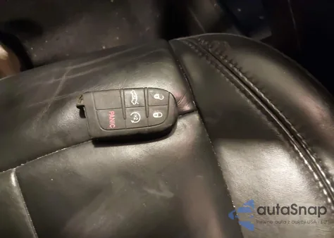 2017 Chrysler 200 Limited Platinum z USA, uszkodzony, nr VIN 1C3CCCAB2HN501139